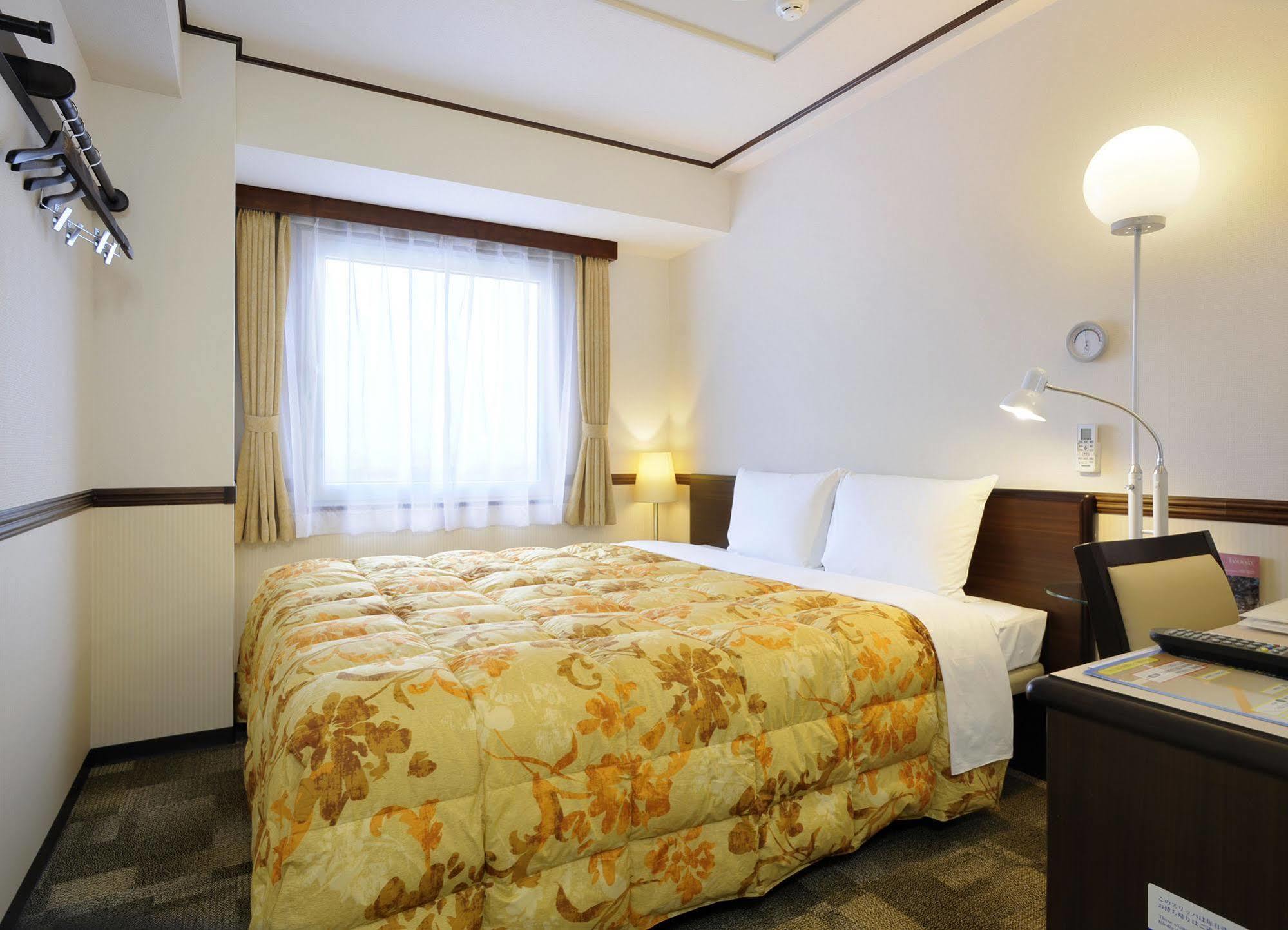 Toyoko Inn Utsunomiya Ekimae No 1 Zewnętrze zdjęcie